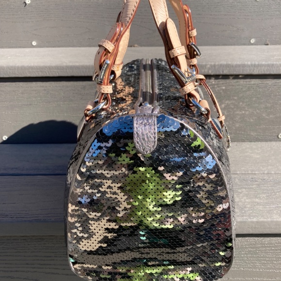 MICHAEL Michael Kors Silver Sequins and Calf Leather Medium Grayson Boston Bag - Picture 4 of 16